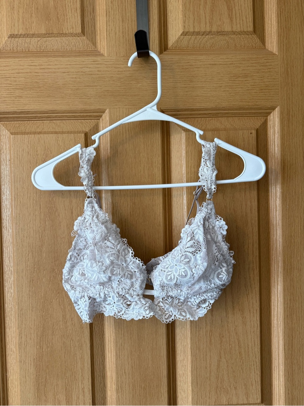 Aerie Lace Bralette in Off-White - Women's Intimates